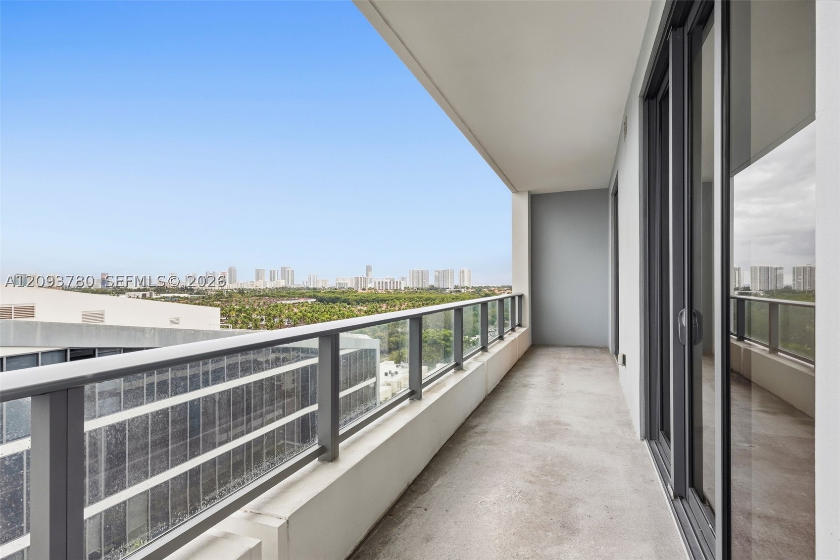 2960 NE 207th St #1206, Aventura FL 33180
