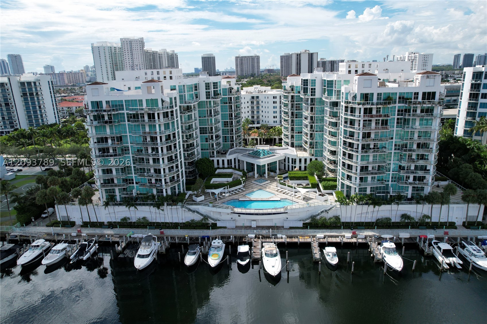 Aventura FL 33180 - A12093789