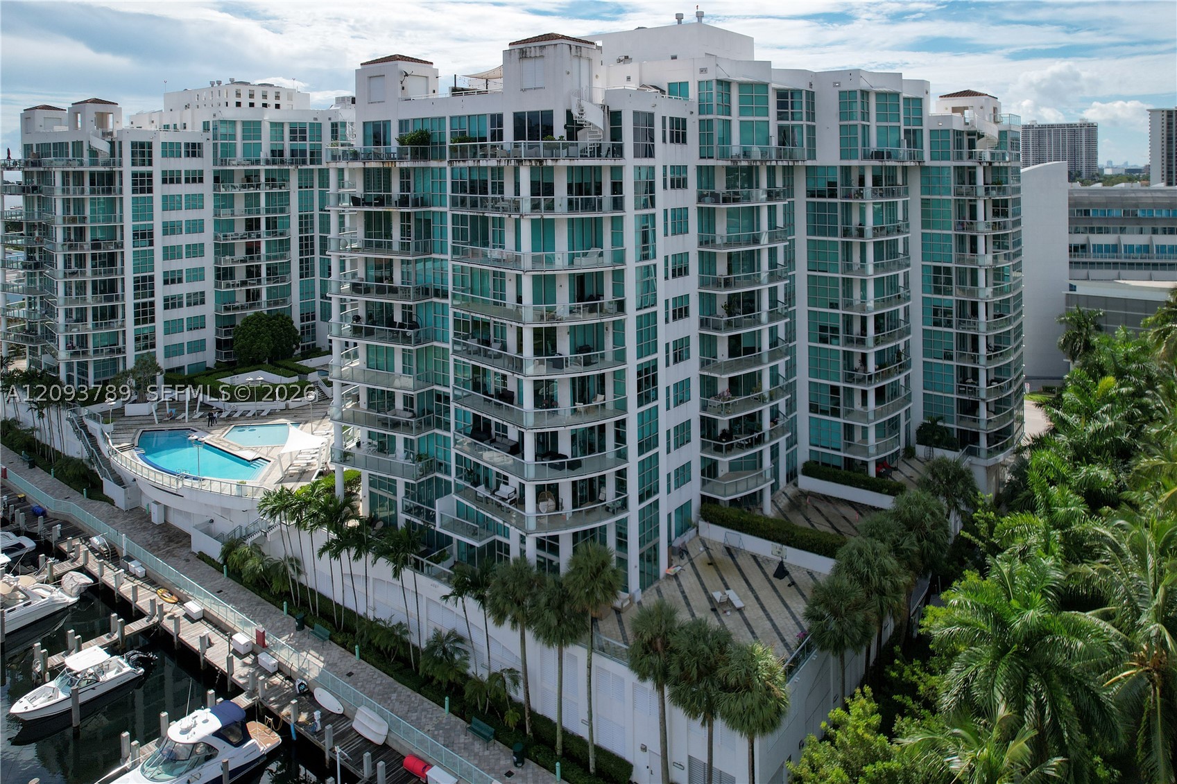 Aventura FL 33180 - A12093789