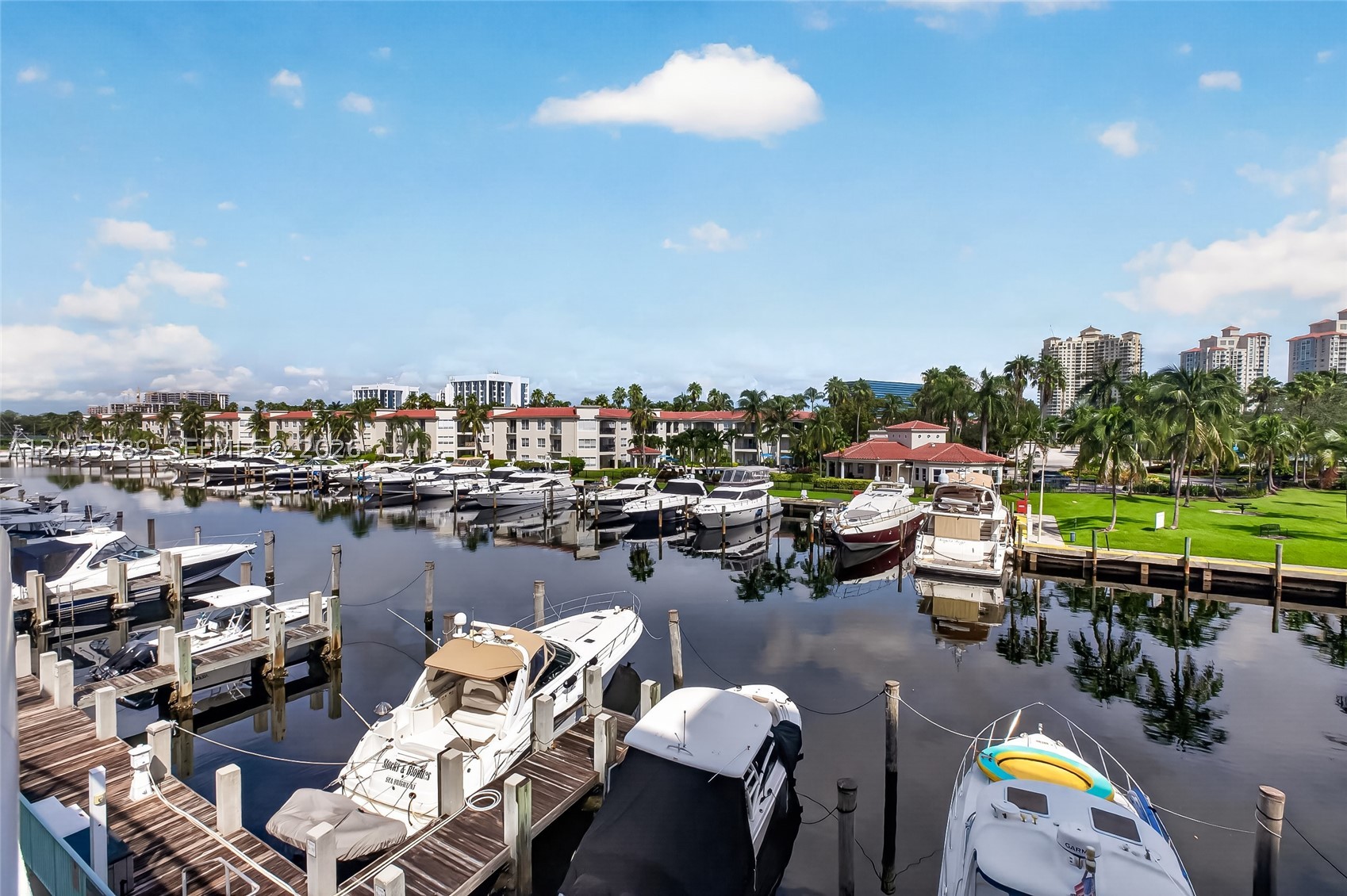 Aventura FL 33180 - A12093789