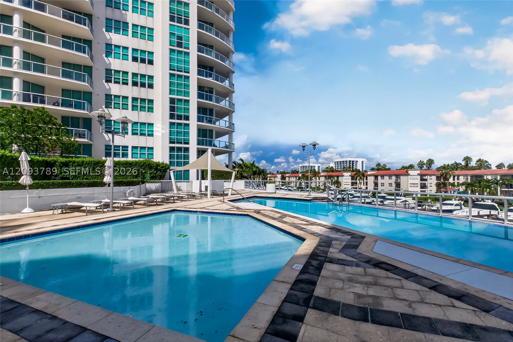 Aventura FL 33180 - A12093789