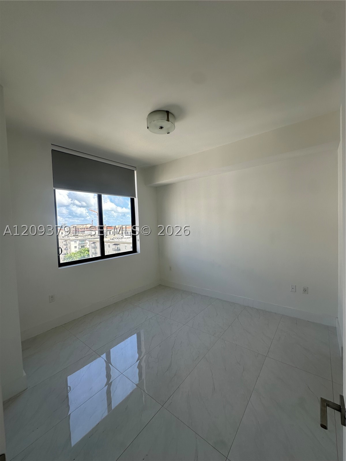 301 Altara Ave #LPH909, Coral Gables FL 33146