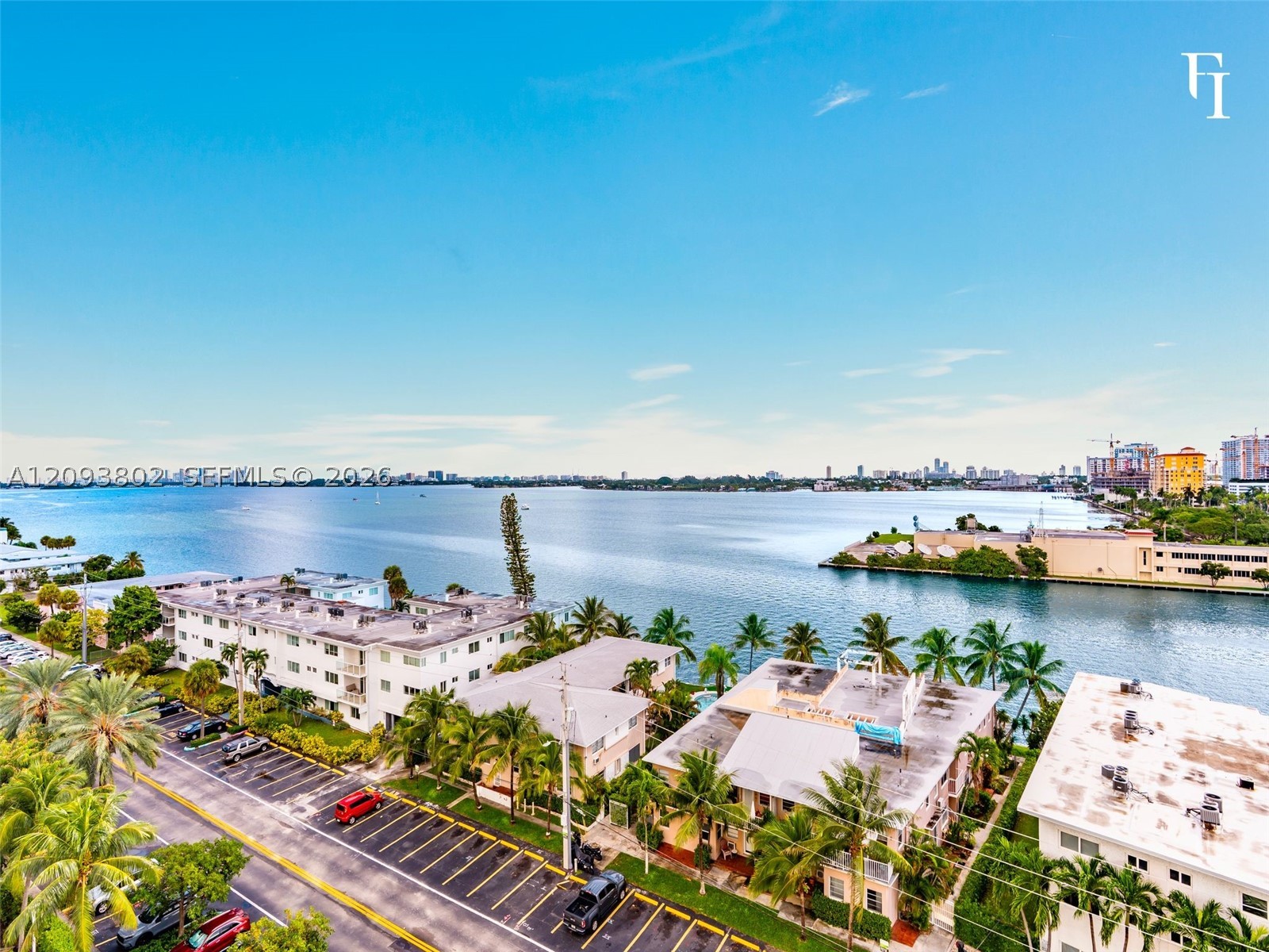 7910 Harbor Island Dr #909, North Bay Village FL 33141