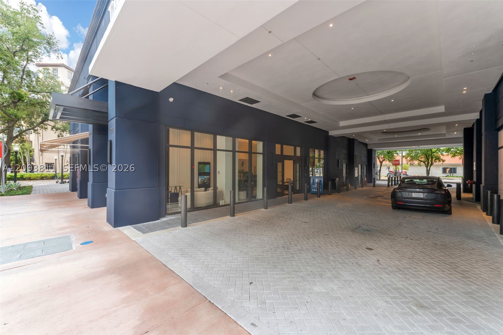 4220 Laguna #603, Coral Gables FL 33146