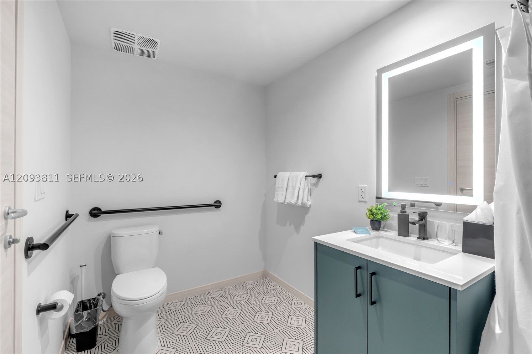 4220 Laguna #603, Coral Gables FL 33146