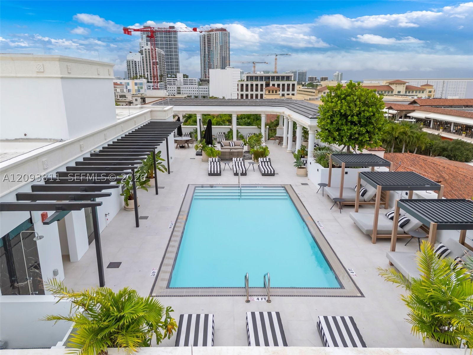 4220 Laguna #603, Coral Gables FL 33146