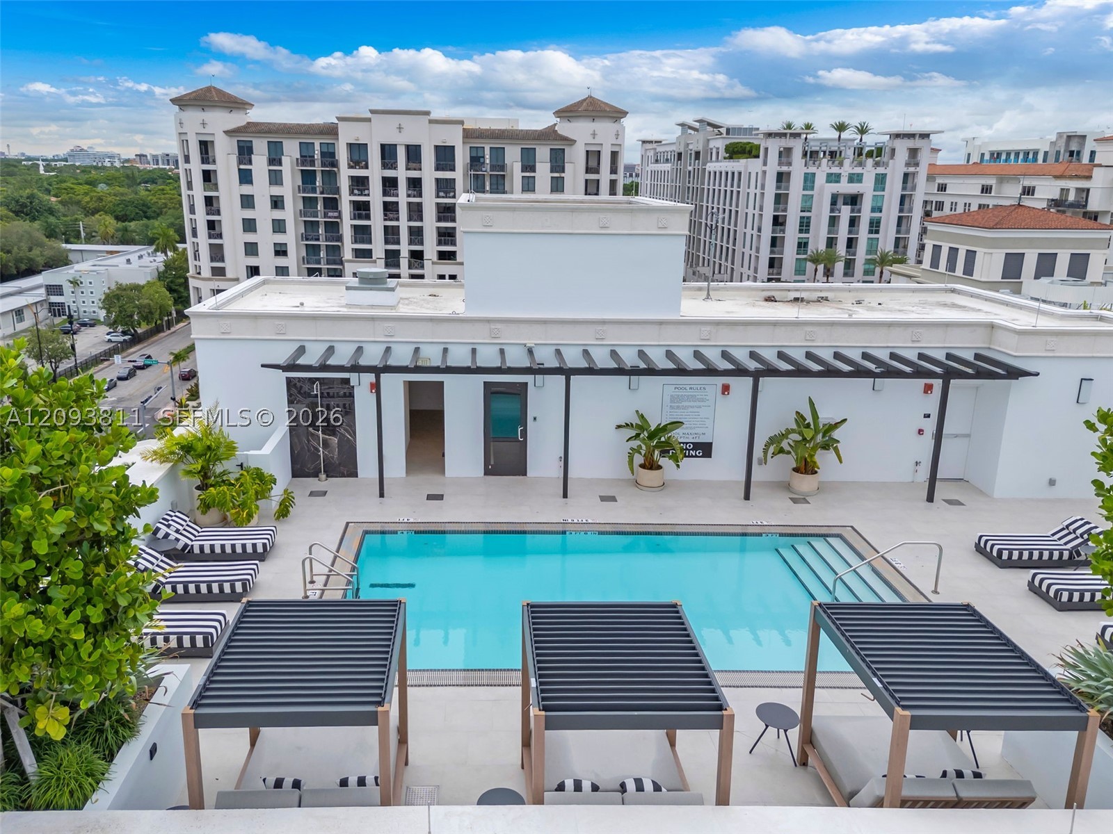 4220 Laguna #603, Coral Gables FL 33146