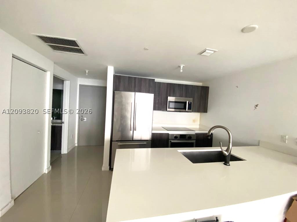 488 NE 18th St #4905, Miami FL 33132