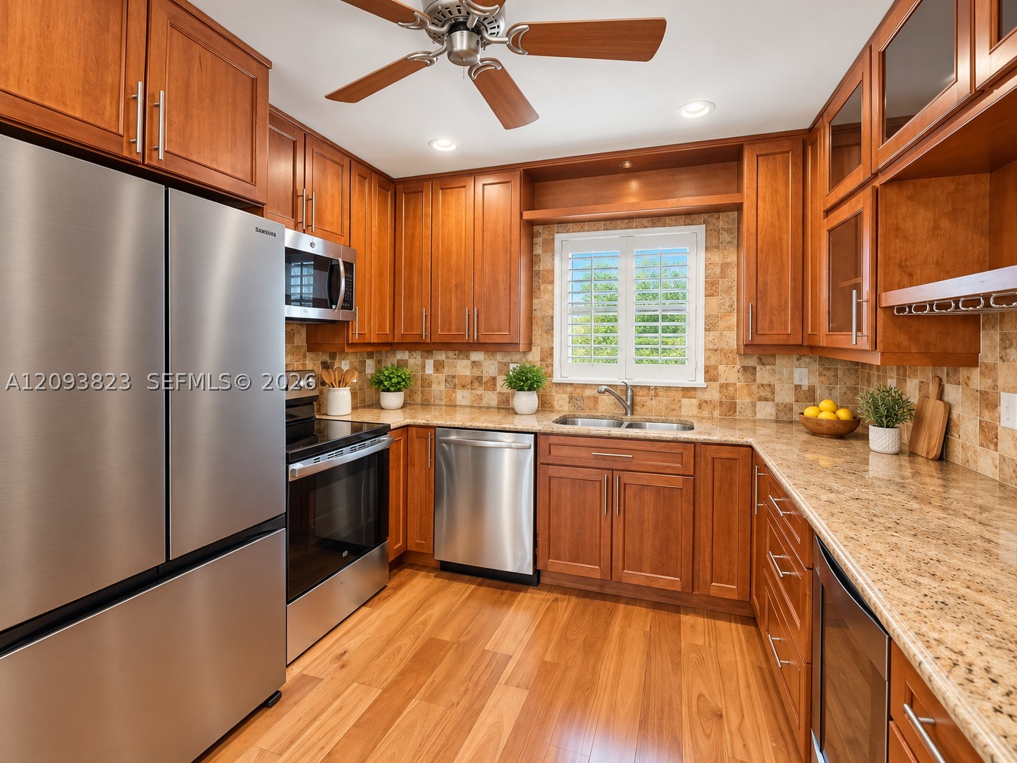 11 Garden St #101T, Tequesta FL 33469