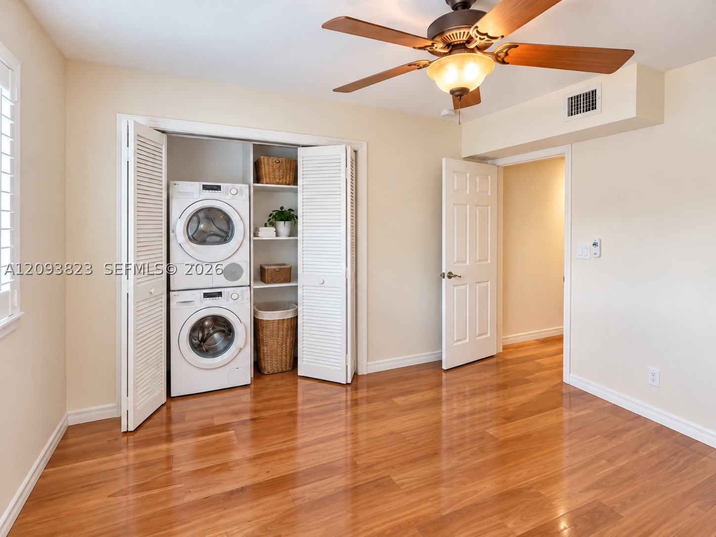 11 Garden St #101T, Tequesta FL 33469