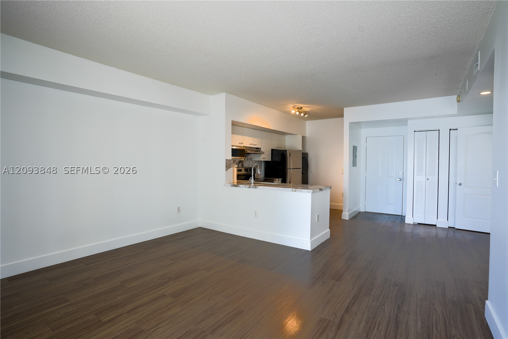 5077 NW 7th St #904, Miami FL 33126