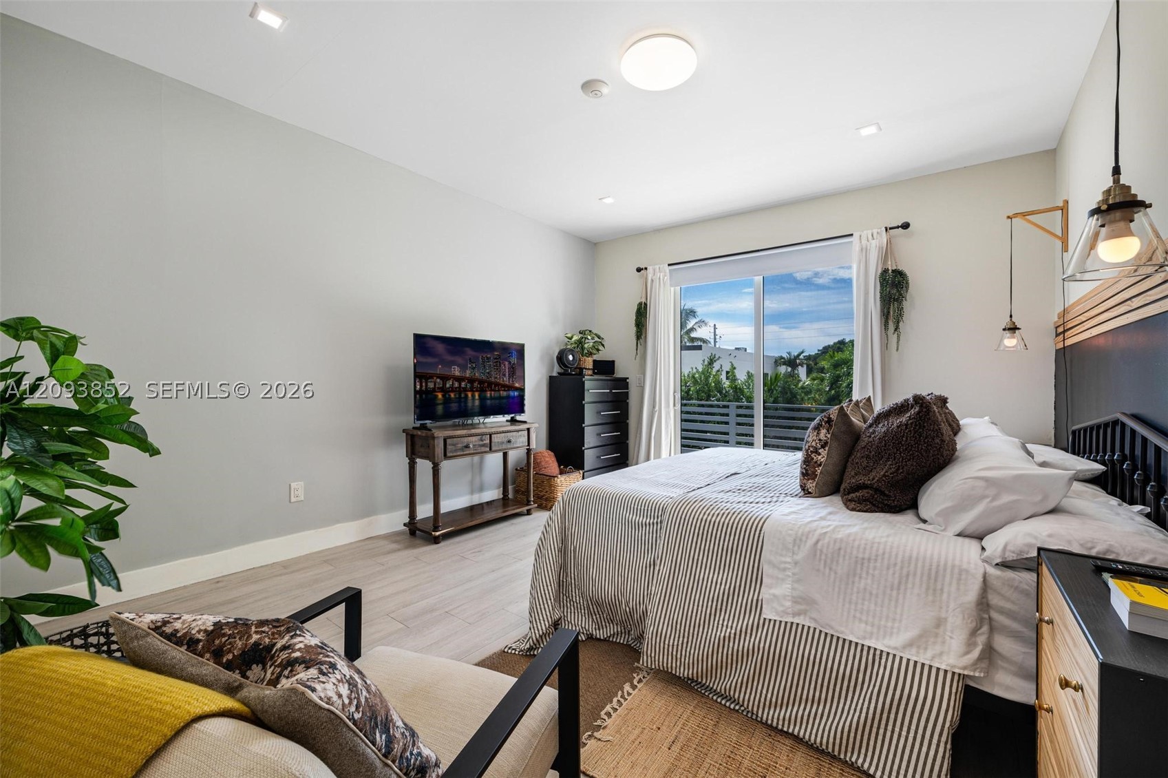 3448 SW 23rd St #3448, Miami FL 33145