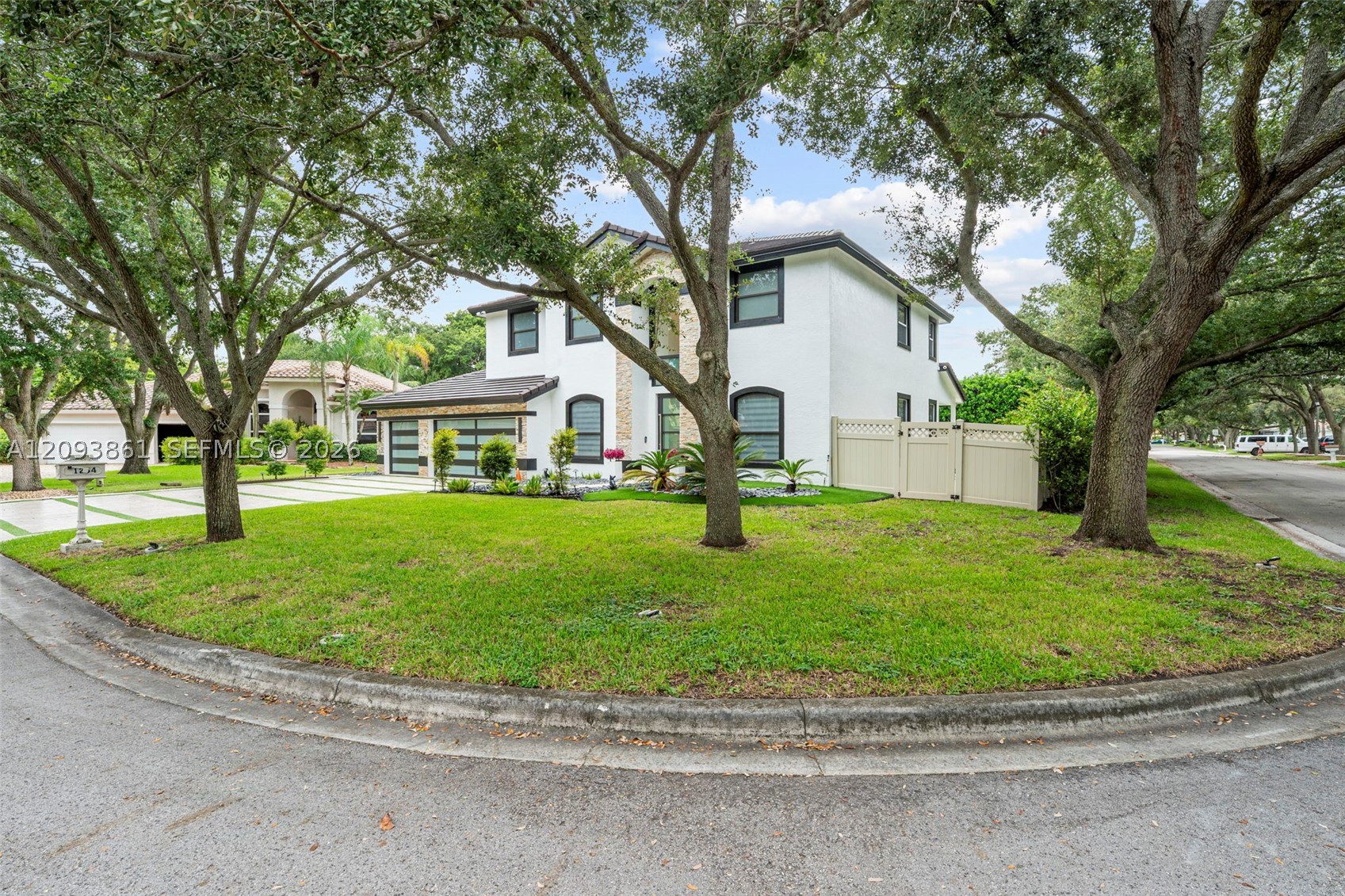 1254 NW 102nd Way, Coral Springs FL 33071