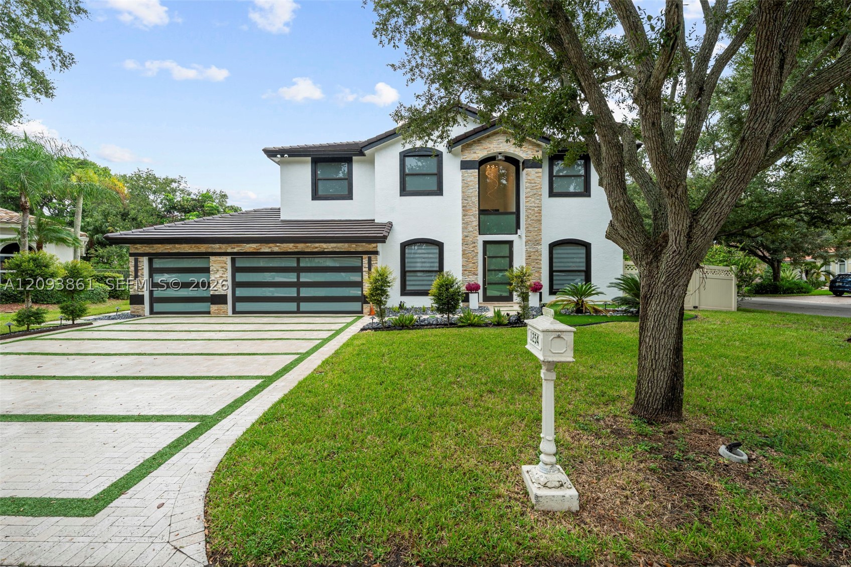 1254 NW 102nd Way, Coral Springs FL 33071