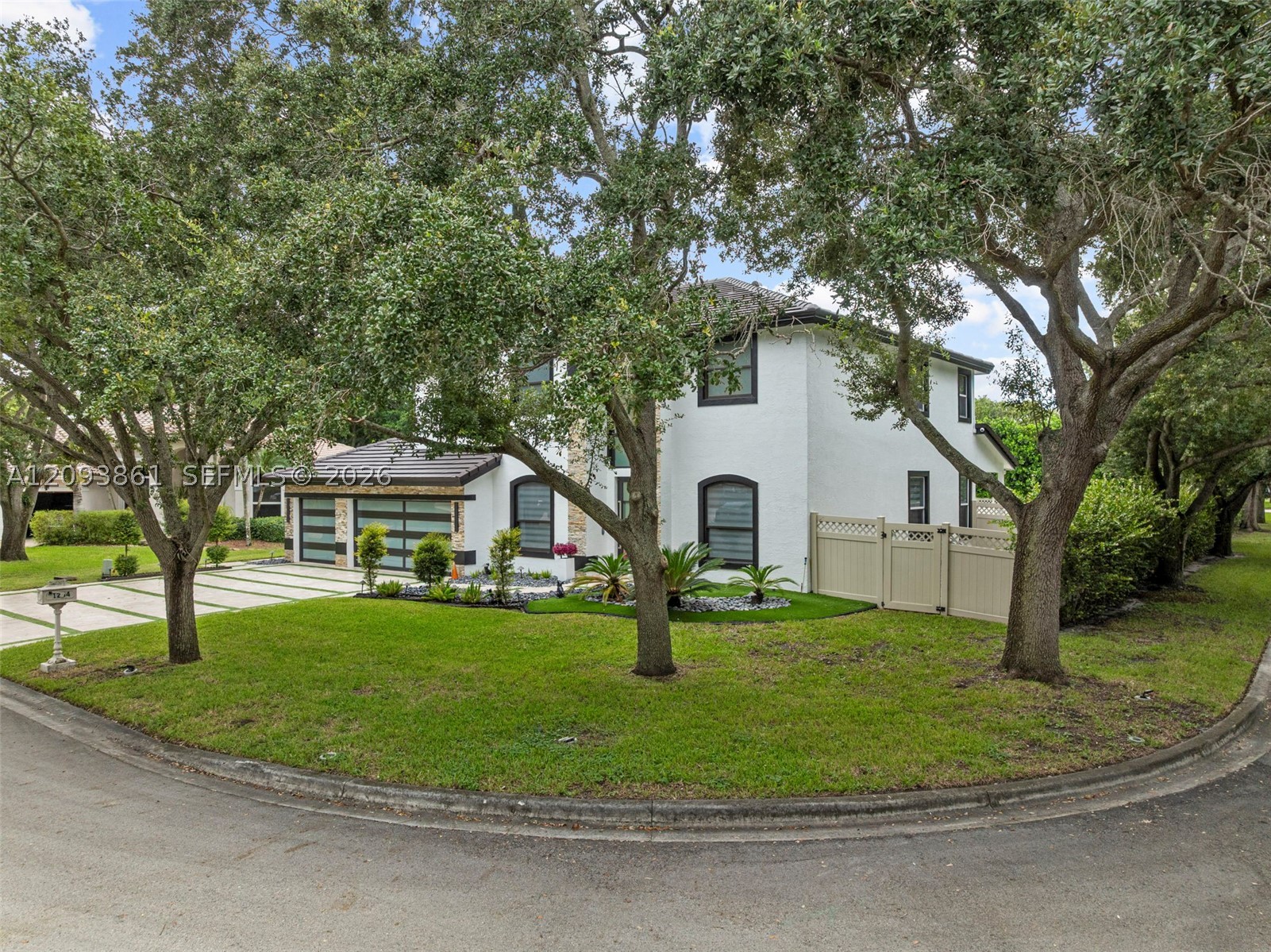 1254 NW 102nd Way, Coral Springs FL 33071