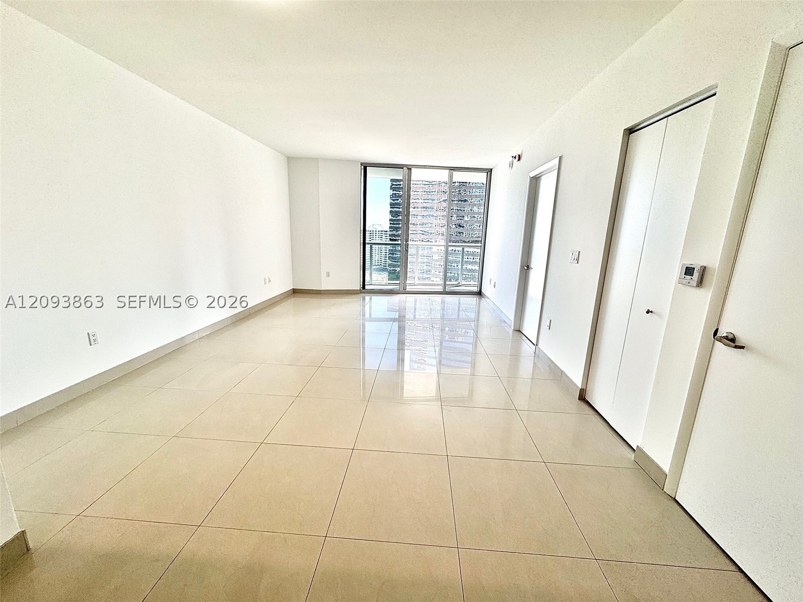 485 Brickell Ave #1809, Miami FL 33131