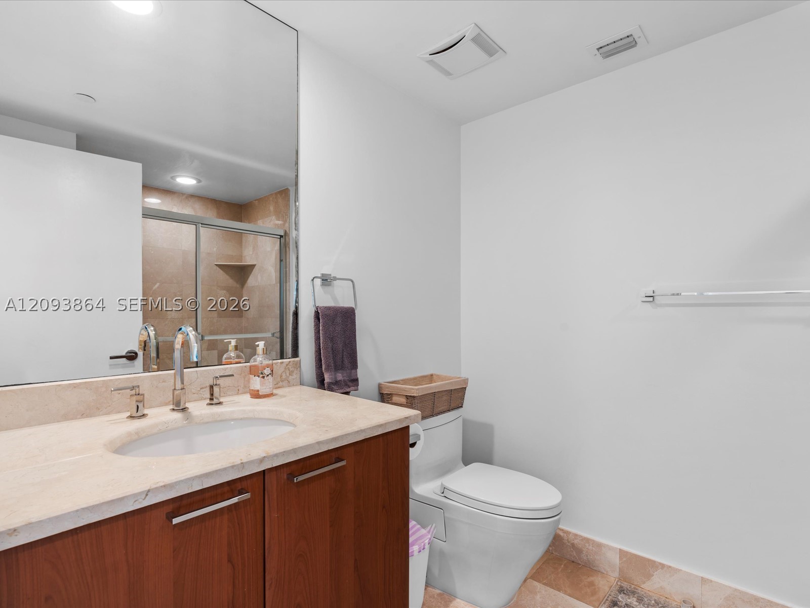 3301 NE 183rd St #2706, Aventura FL 33160