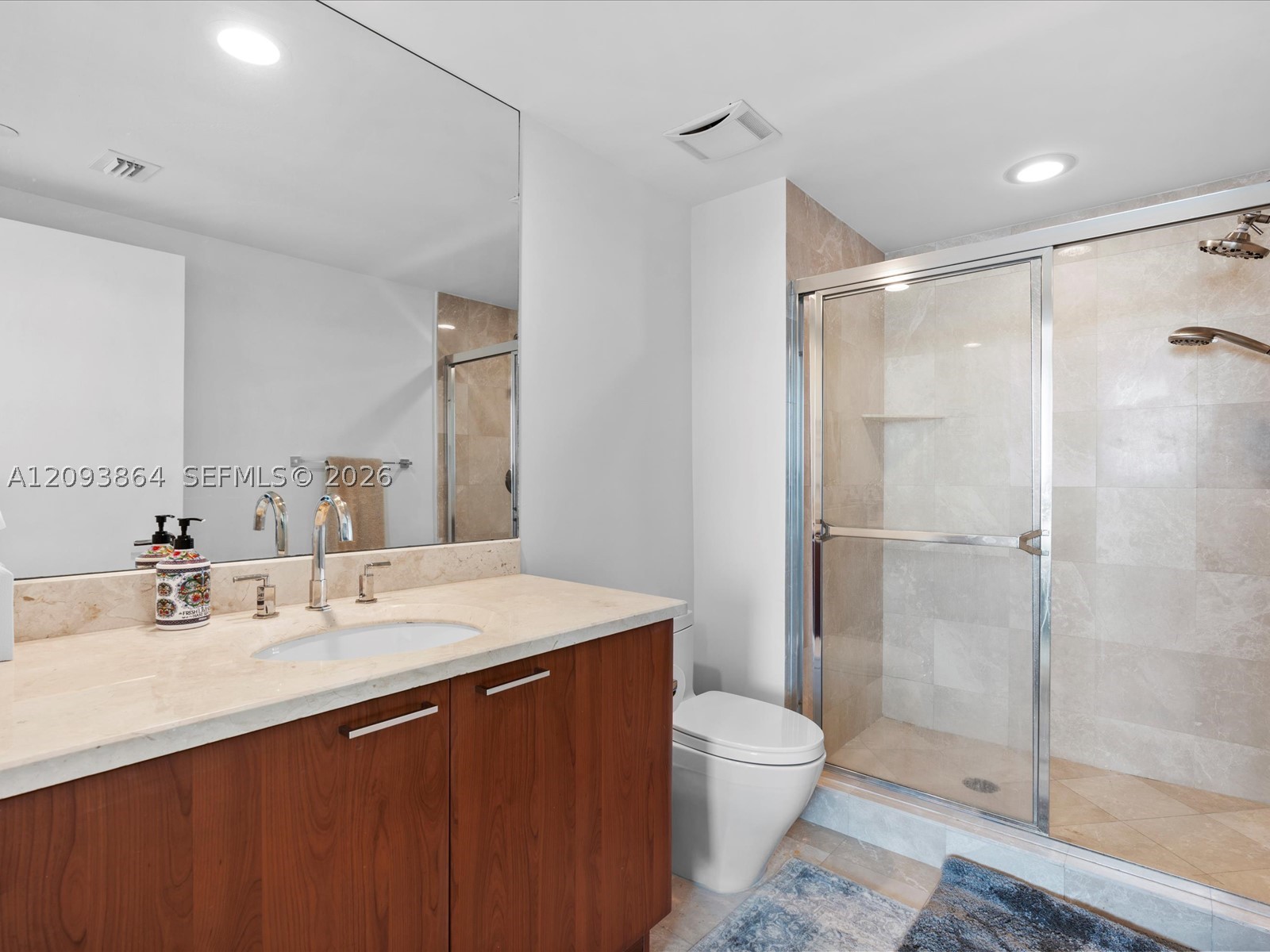3301 NE 183rd St #2706, Aventura FL 33160