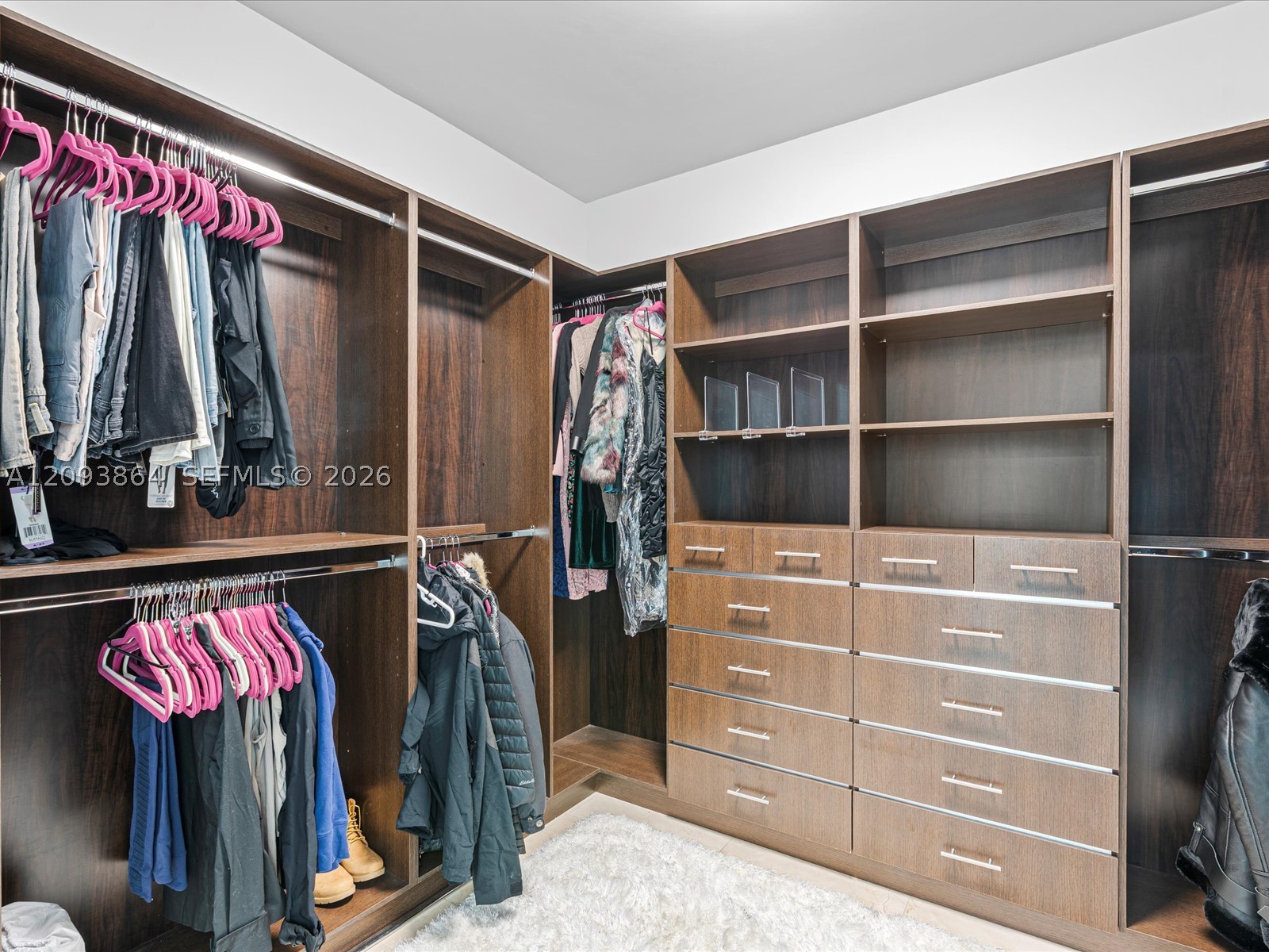 3301 NE 183rd St #2706, Aventura FL 33160