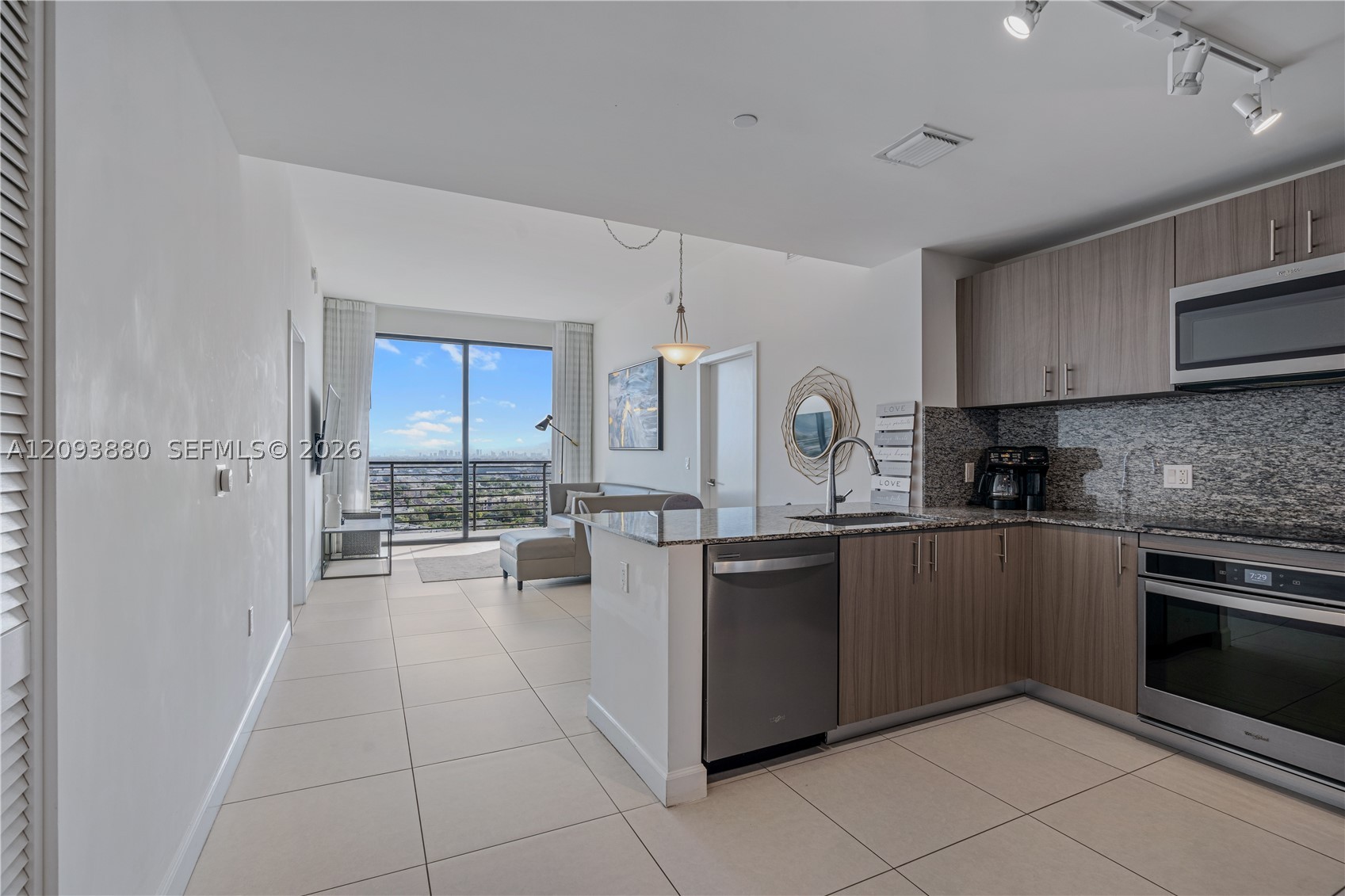 5350 NW 84th Ave #1807, Doral FL 33166
