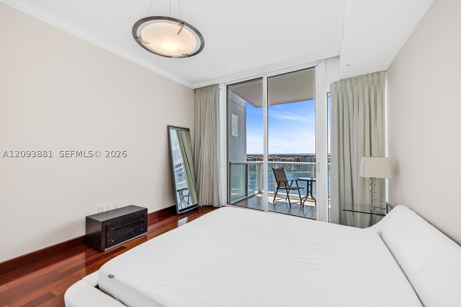 100 S Pointe Dr #1703, Miami Beach FL 33139