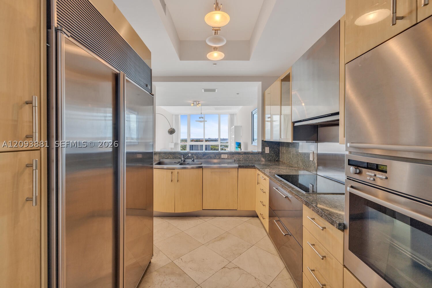 100 S Pointe Dr #1703, Miami Beach FL 33139