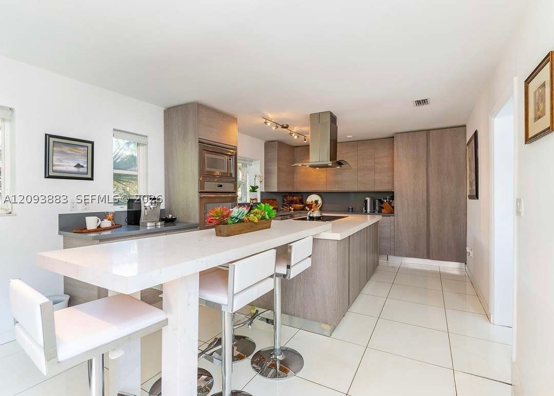 1025 Belle Meade Island Dr, Miami FL 33138