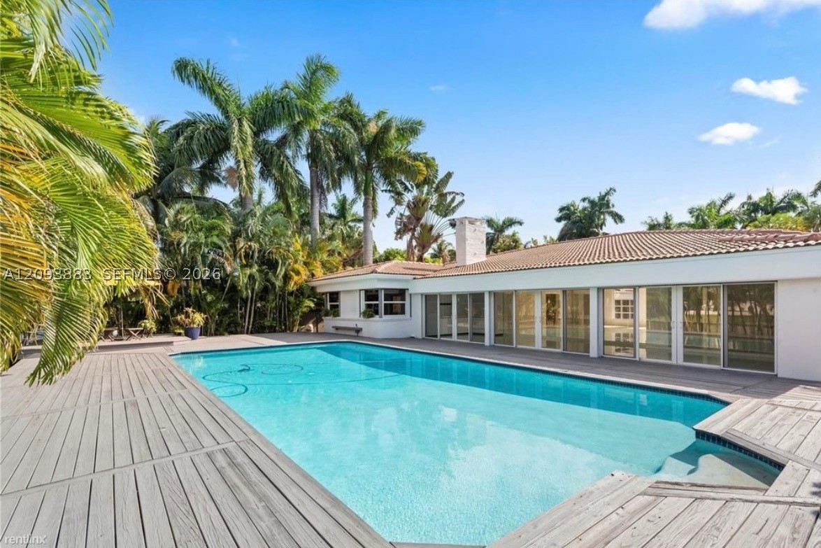 1025 Belle Meade Island Dr, Miami FL 33138