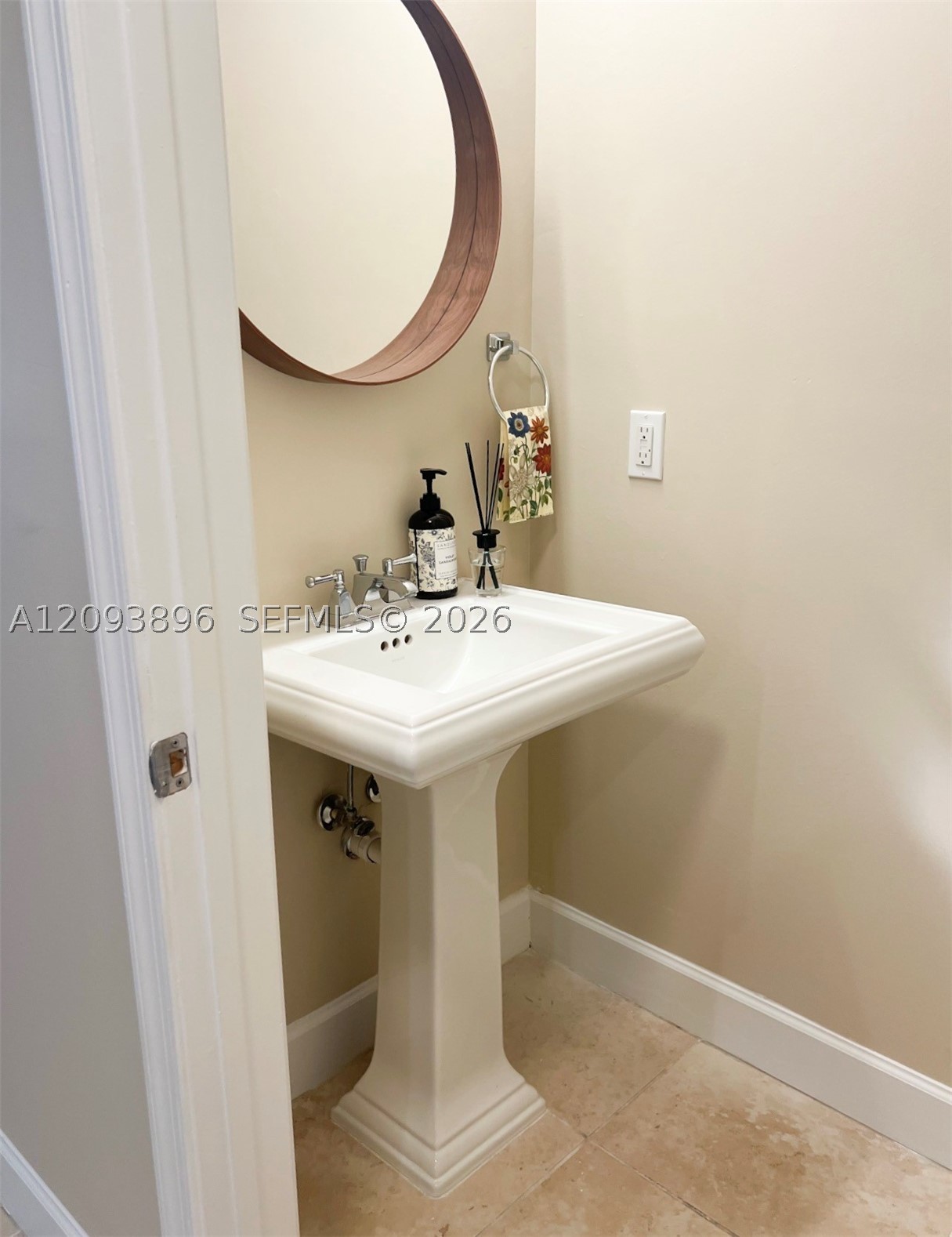 100 Andalusia Ave #PH-8, Coral Gables FL 33134