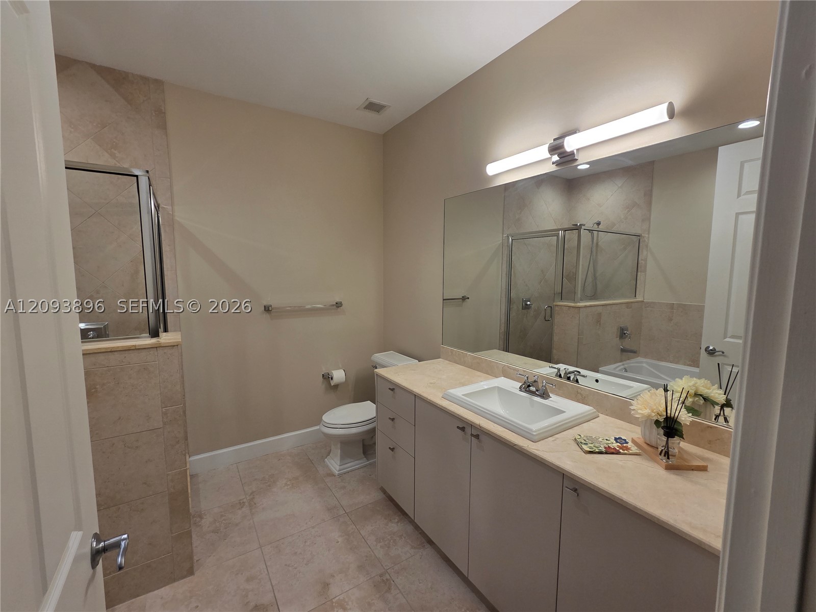 100 Andalusia Ave #PH-8, Coral Gables FL 33134