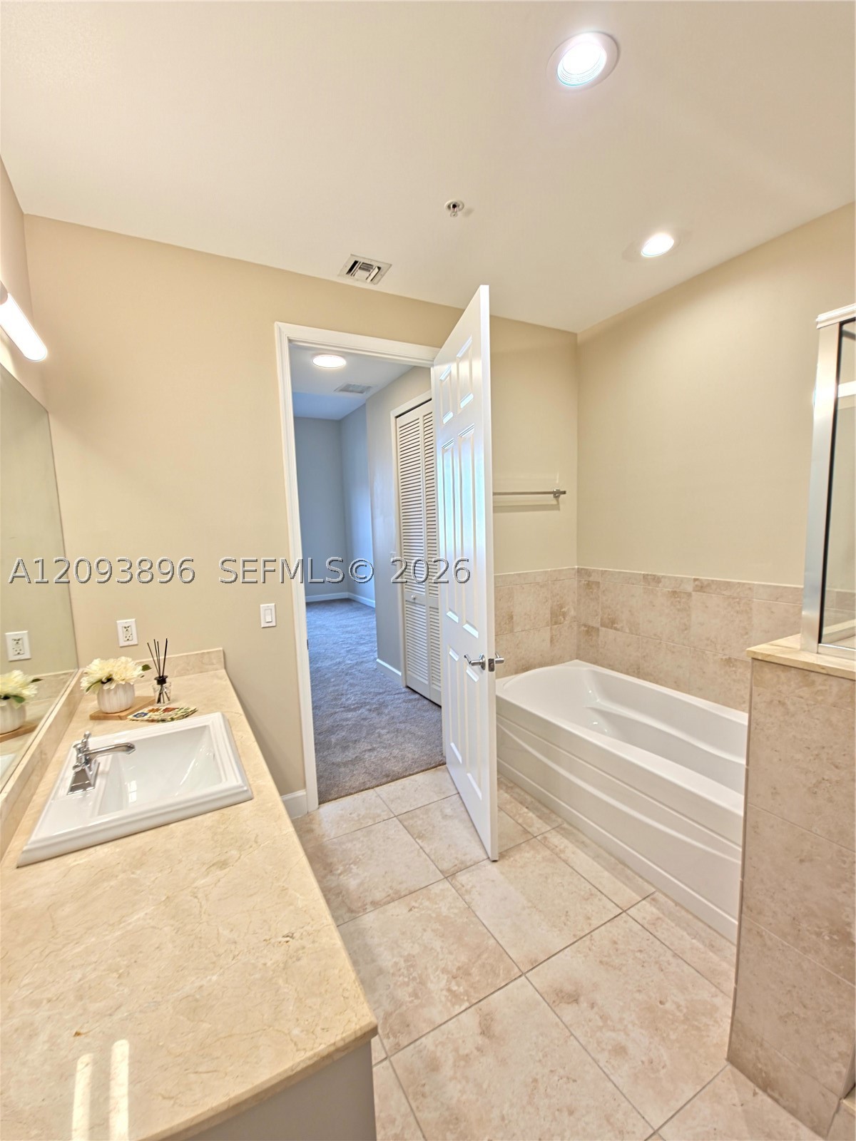 100 Andalusia Ave #PH-8, Coral Gables FL 33134