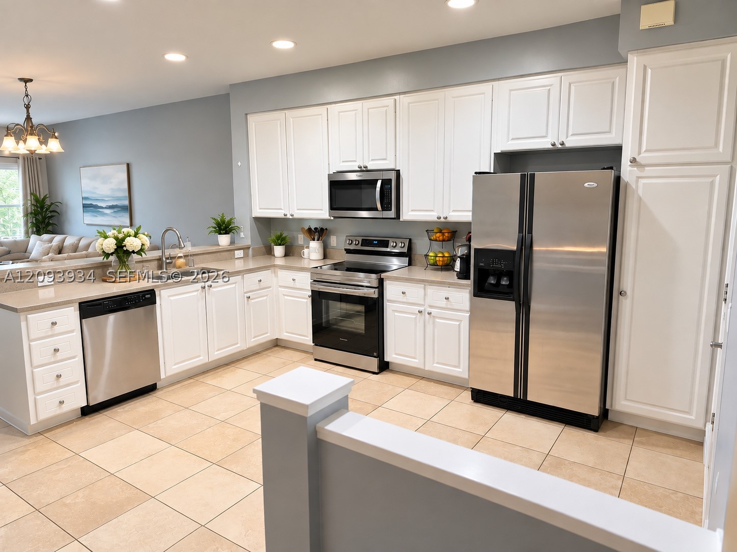 1015 Pinewood Lake Ct #1015, Green Acres FL 33415