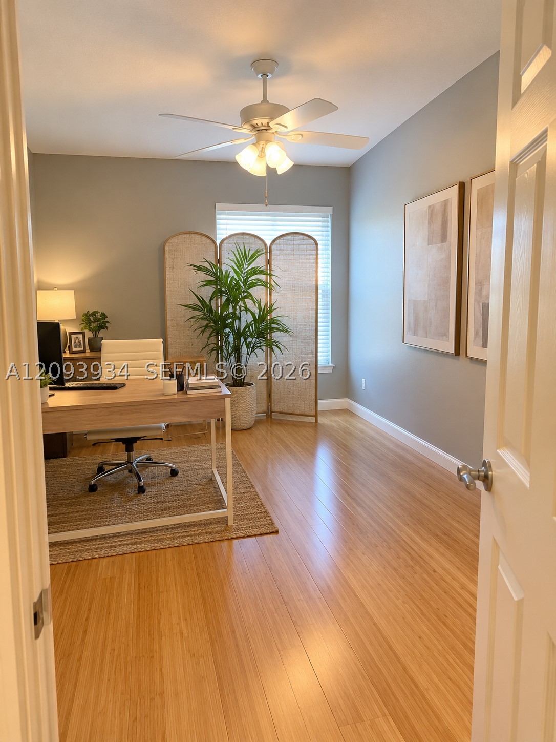 1015 Pinewood Lake Ct #1015, Green Acres FL 33415