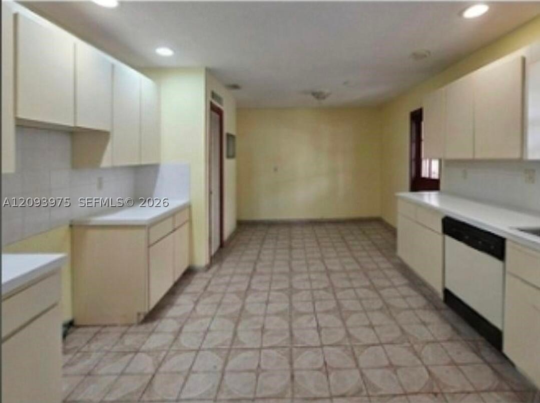 3950 SW 4th St, Miami FL 33134