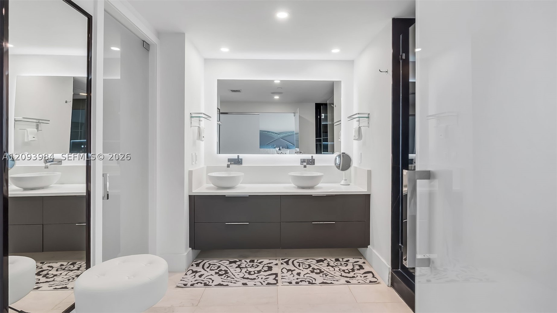 5875 Collins Ave #1707, Miami Beach FL 33140