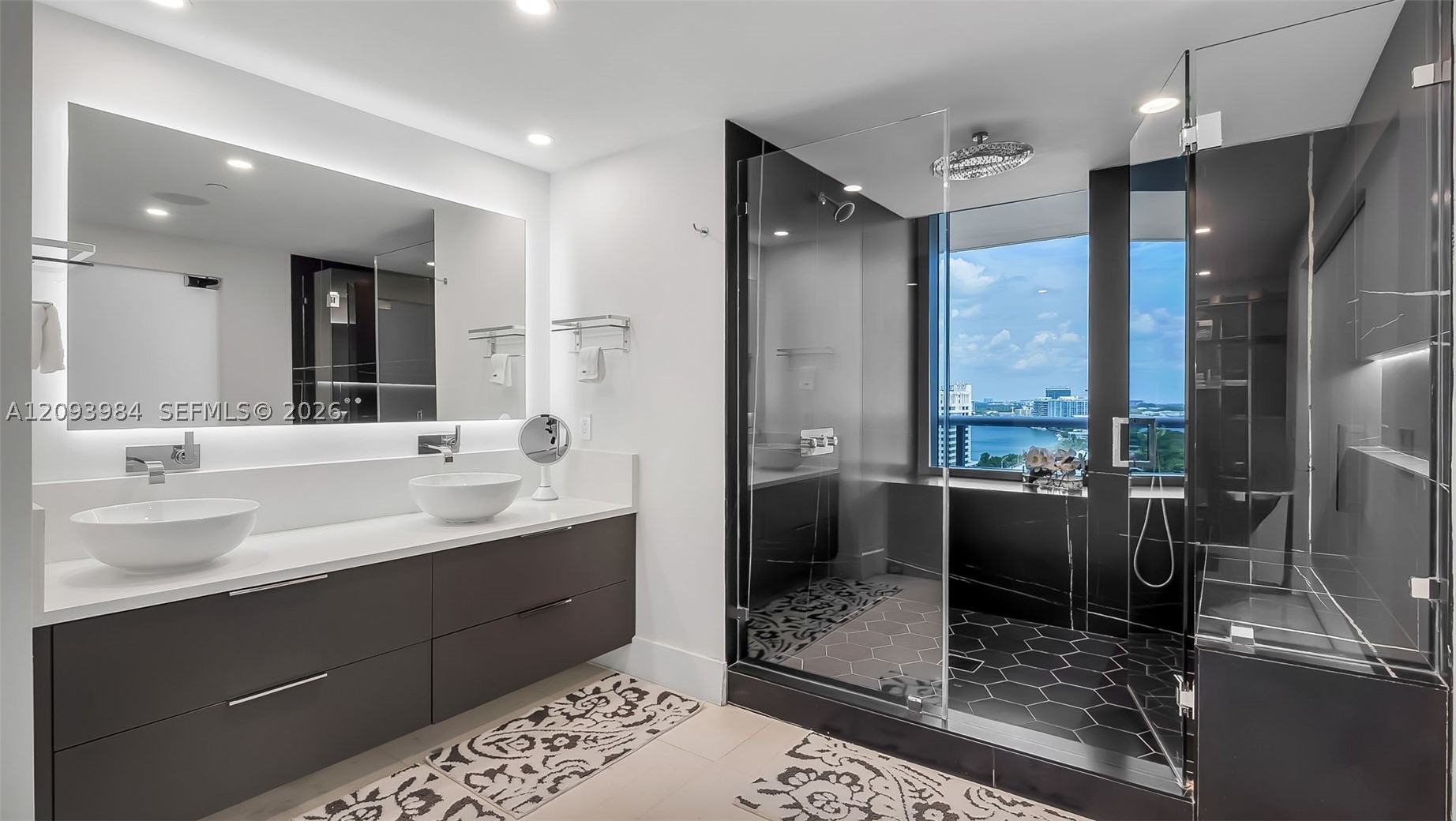 5875 Collins Ave #1707, Miami Beach FL 33140