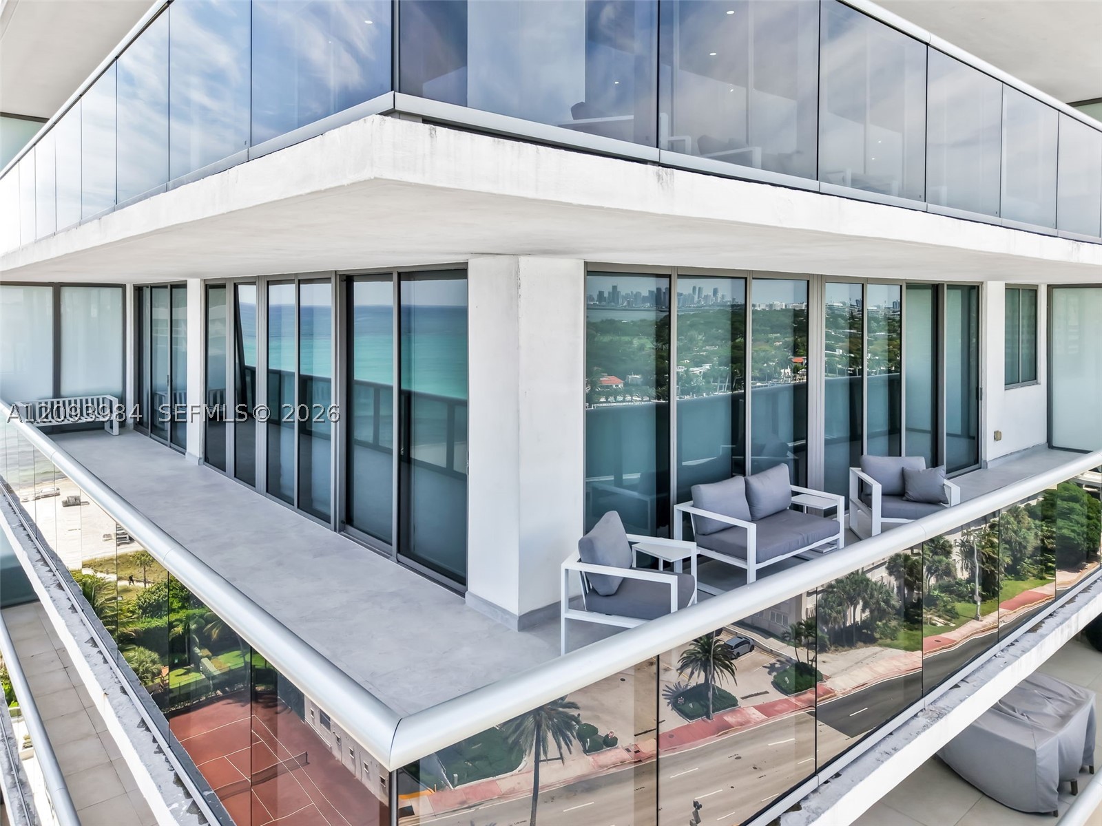 5875 Collins Ave #1707, Miami Beach FL 33140