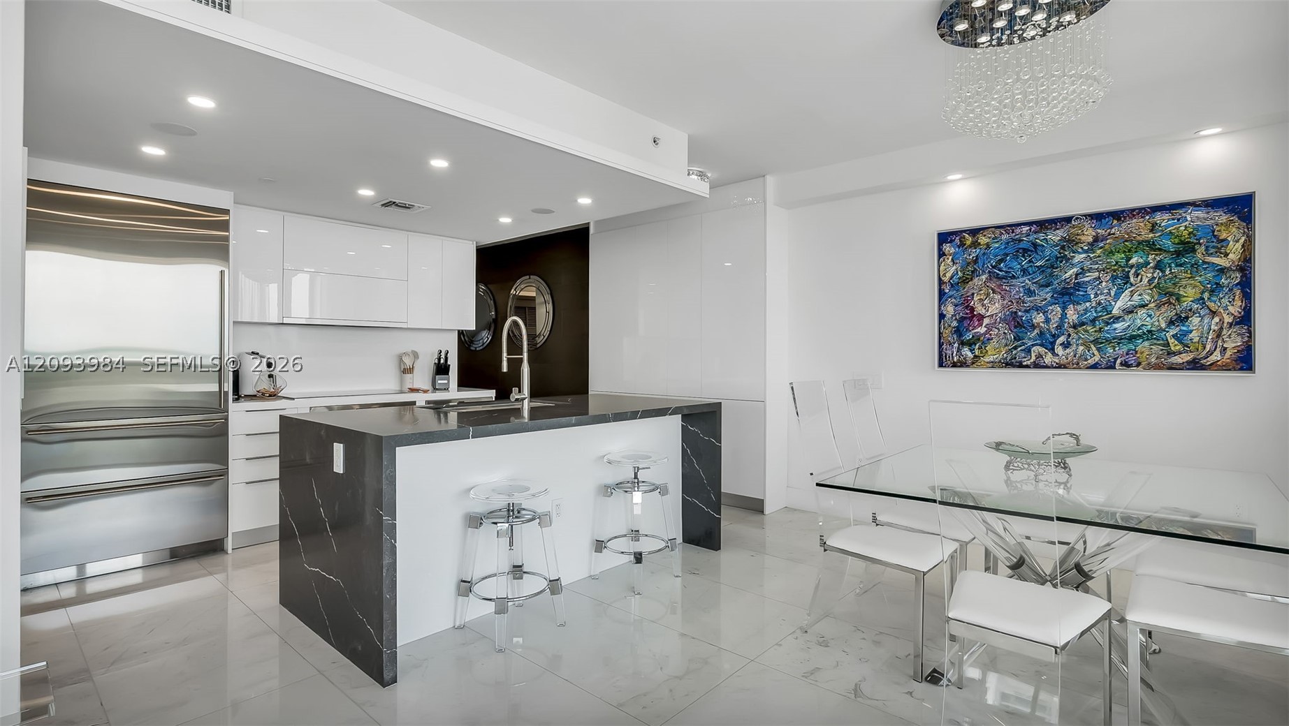 5875 Collins Ave #1707, Miami Beach FL 33140