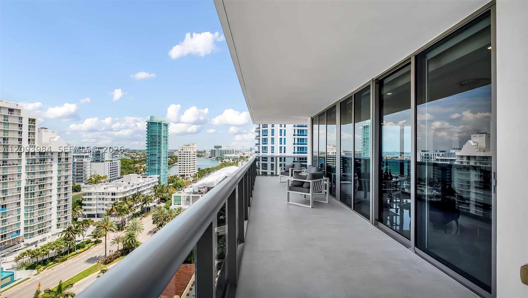 5875 Collins Ave #1707, Miami Beach FL 33140
