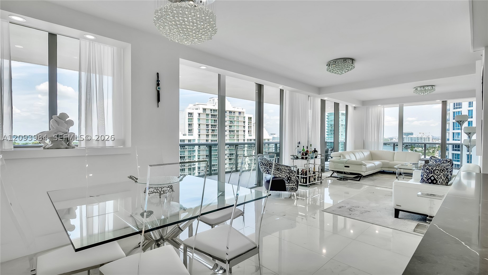 5875 Collins Ave #1707, Miami Beach FL 33140