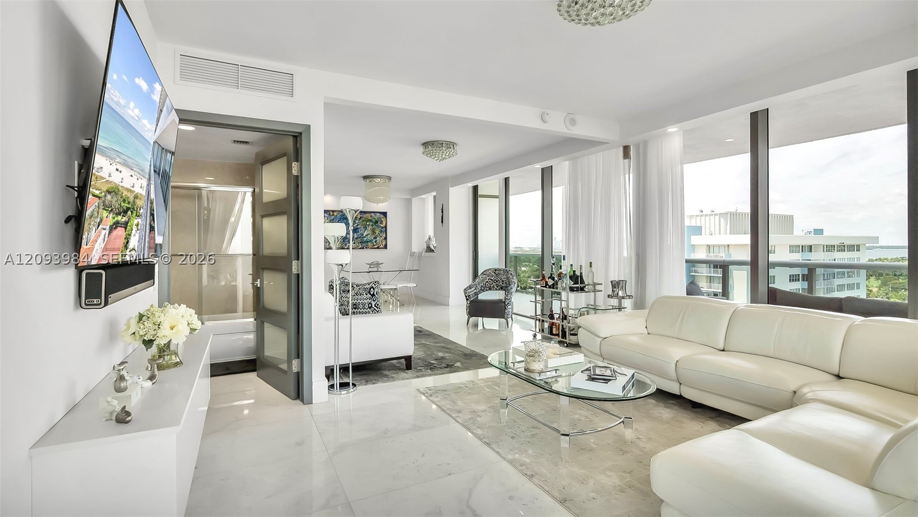 5875 Collins Ave #1707, Miami Beach FL 33140