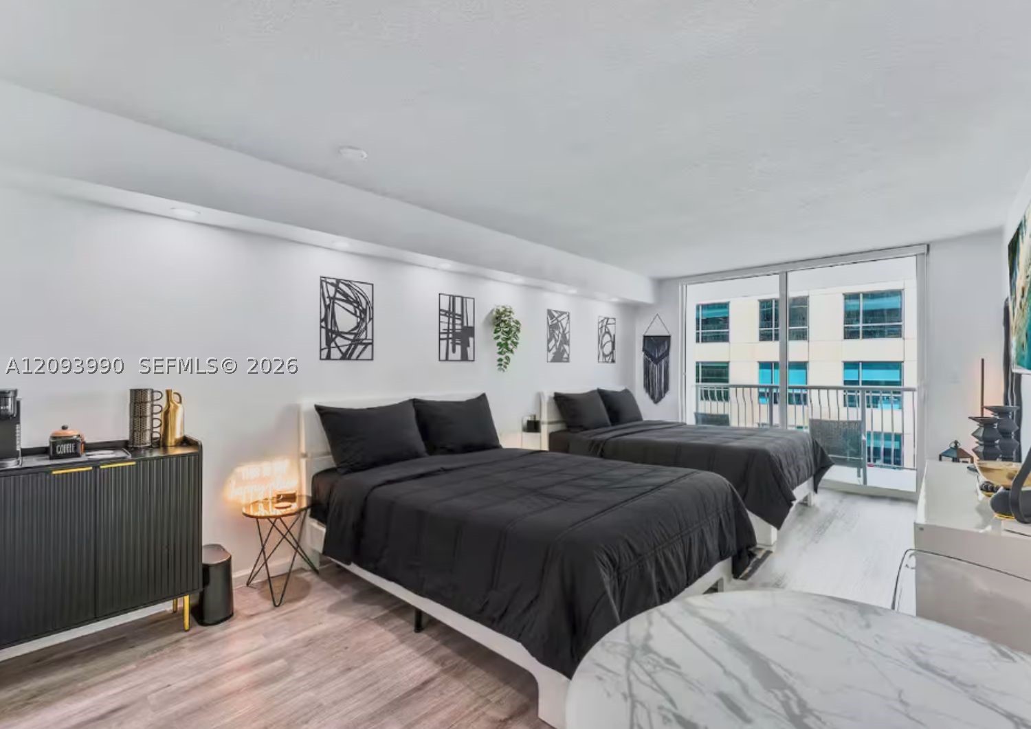 1200 Brickell Bay Dr #2610, Miami FL 33131