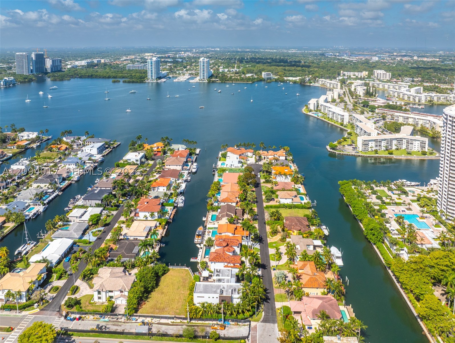 3442 NE 171st St, North Miami Beach FL 33160