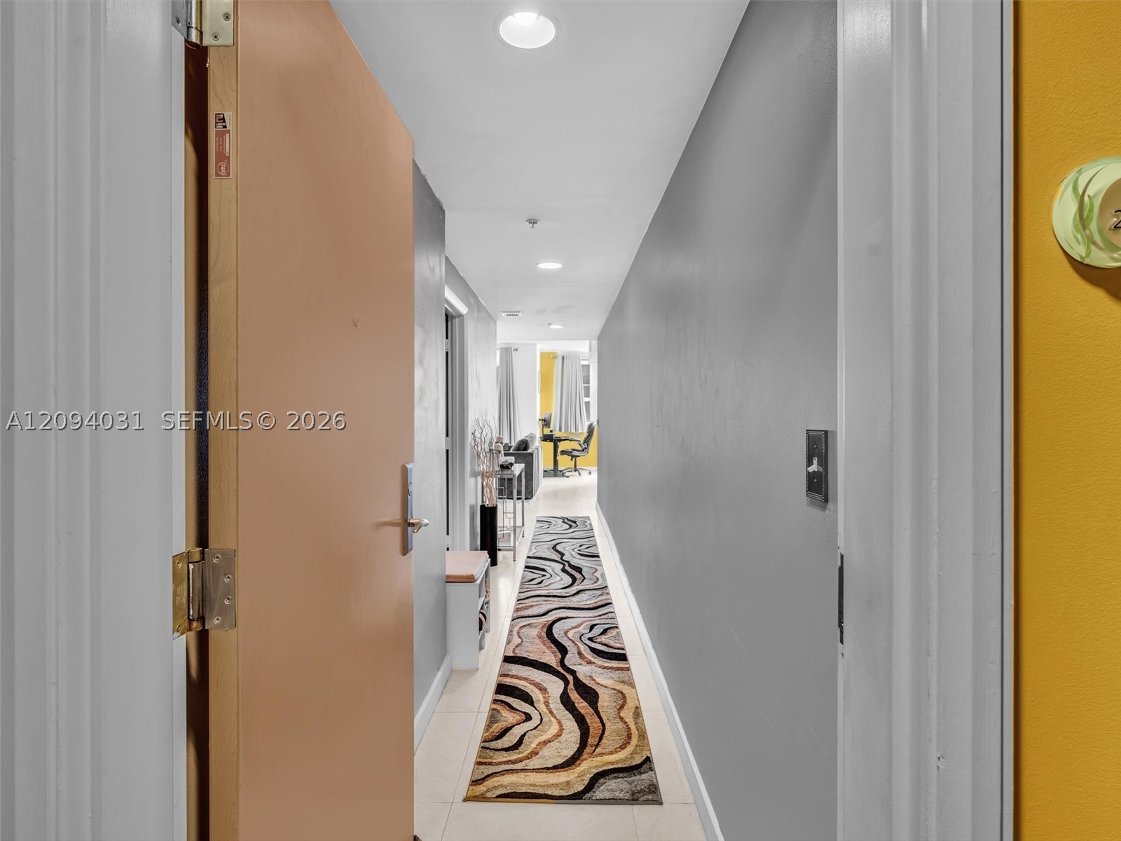 253 NE 2nd St #2208, Miami FL 33132