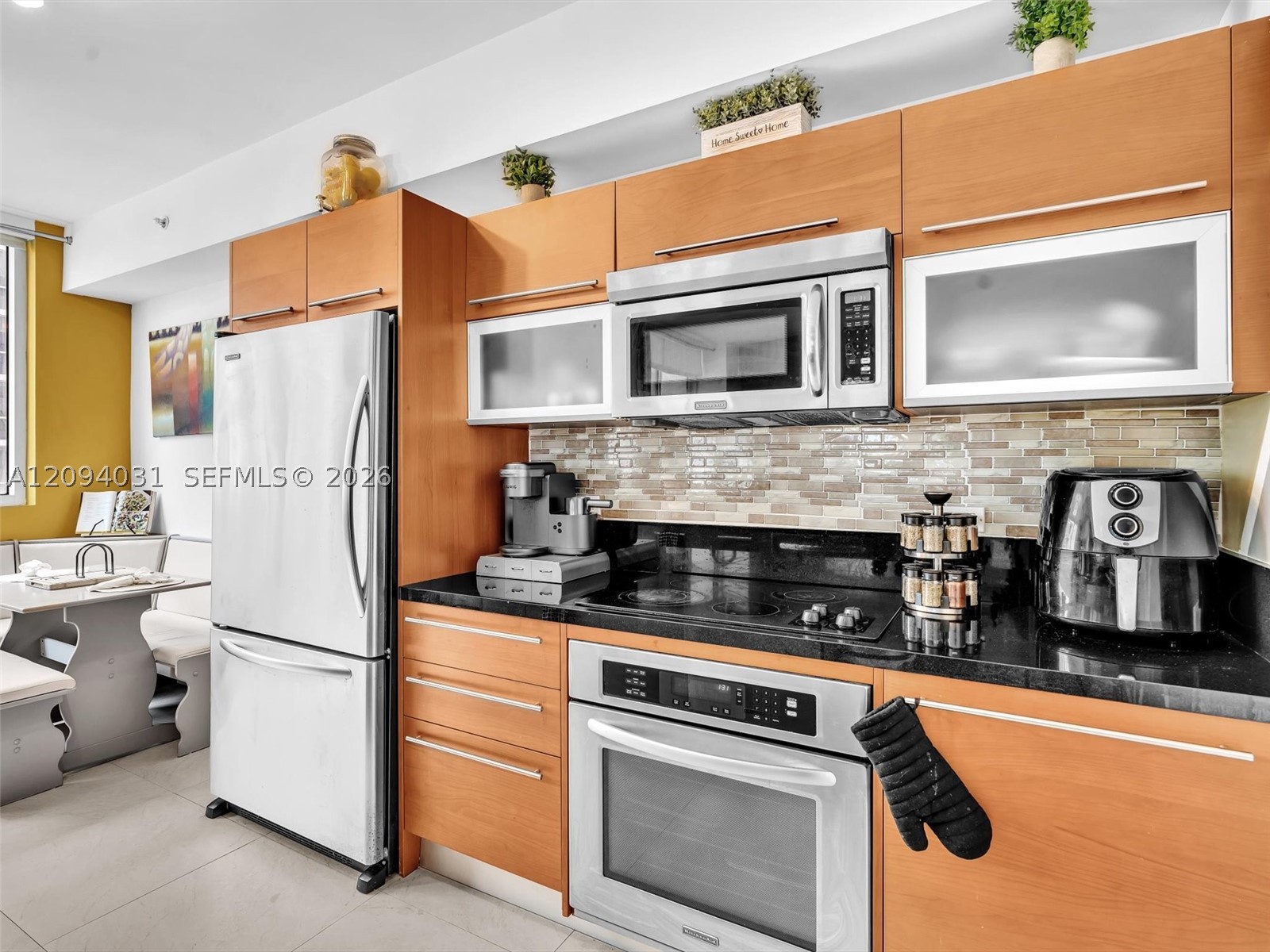 253 NE 2nd St #2208, Miami FL 33132