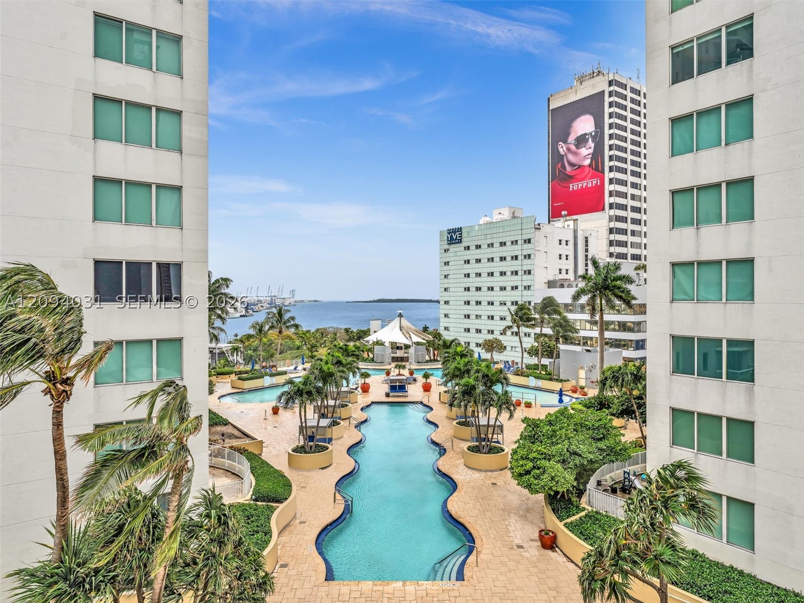 253 NE 2nd St #2208, Miami FL 33132