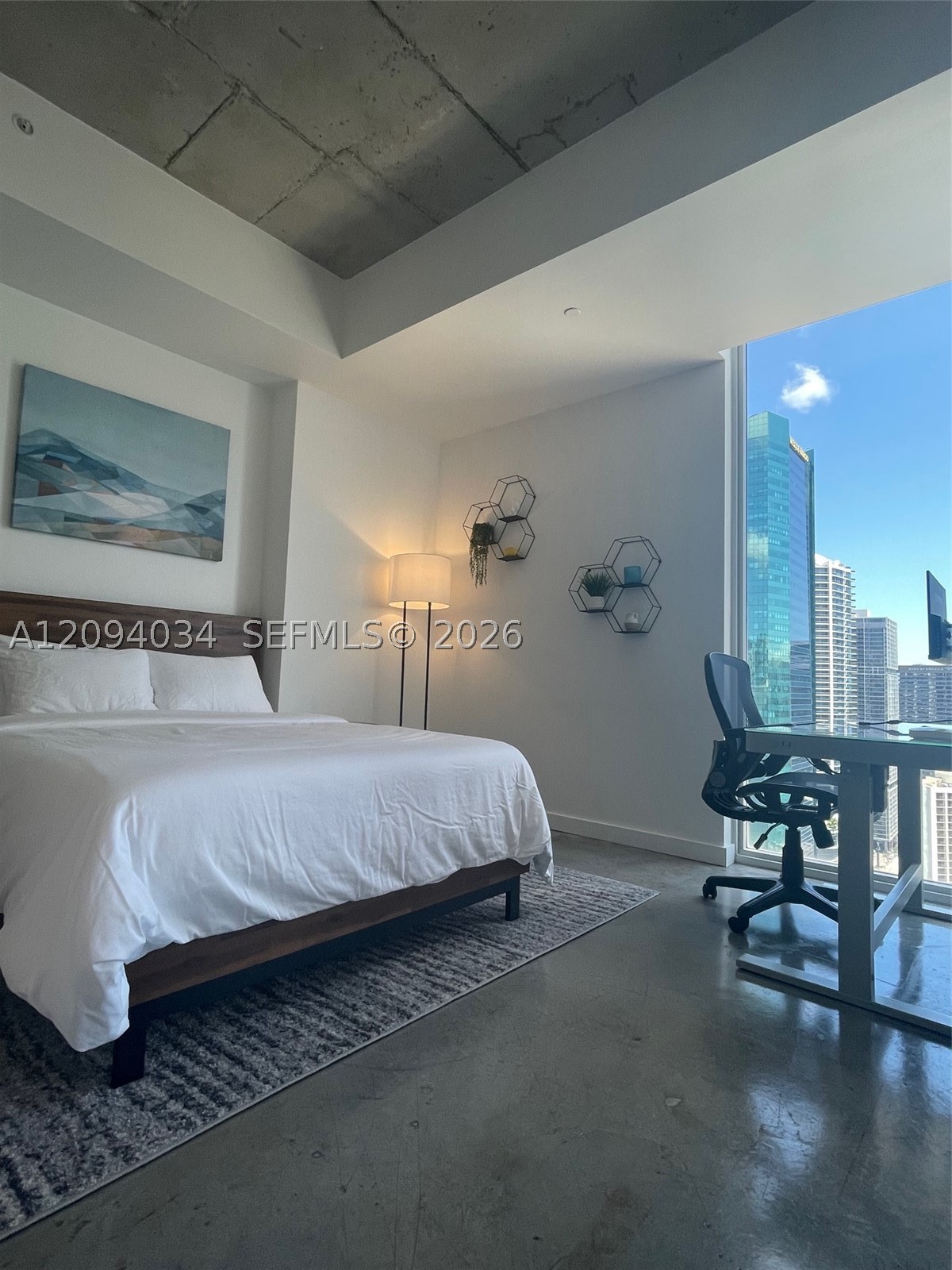 Miami FL 33131 - A12094034