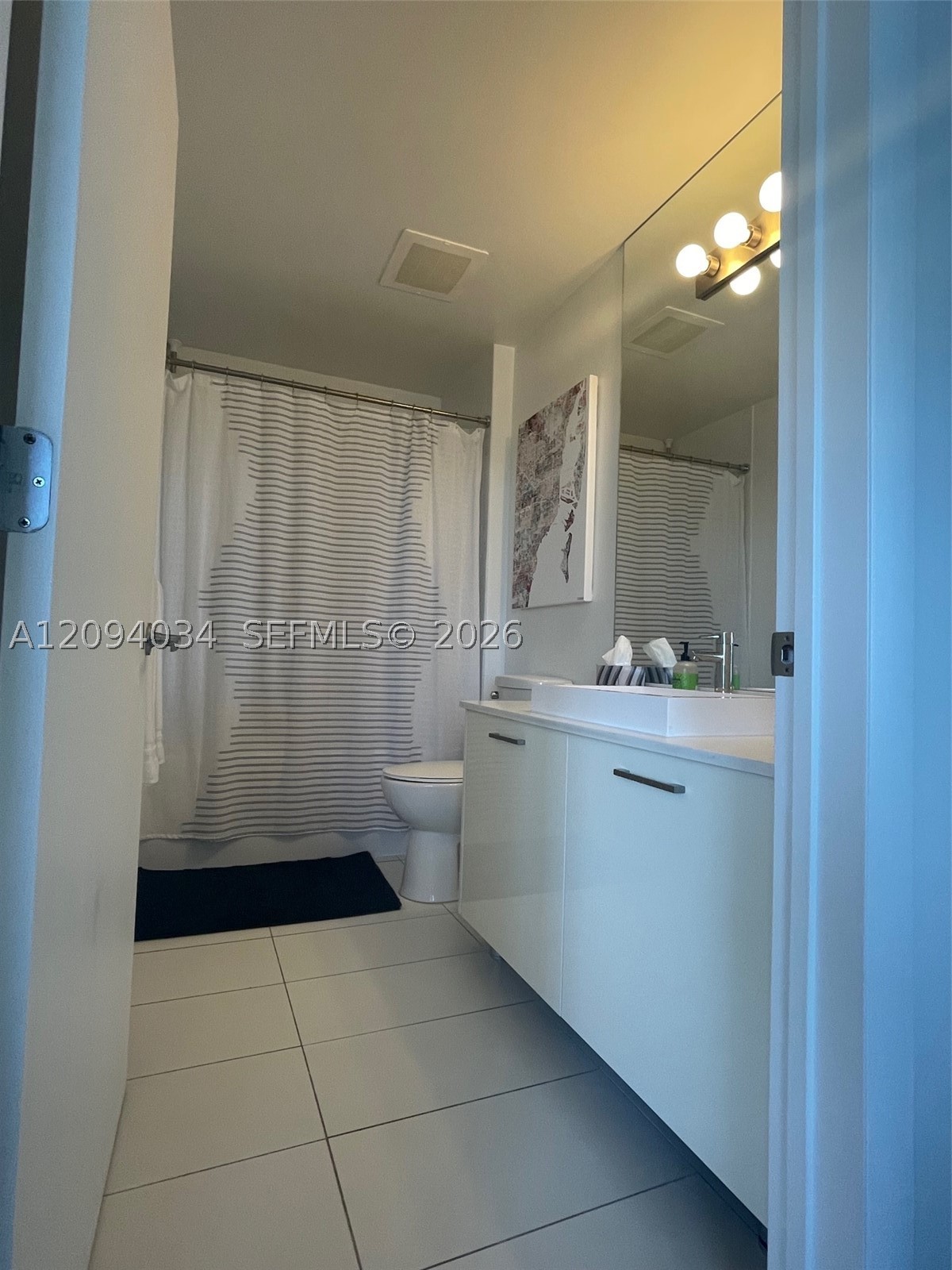 Miami FL 33131 - A12094034