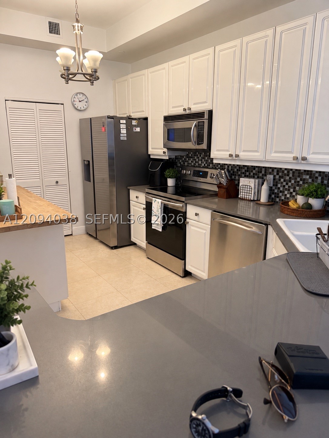 888 Brickell Key Dr #3007, Miami FL 33131