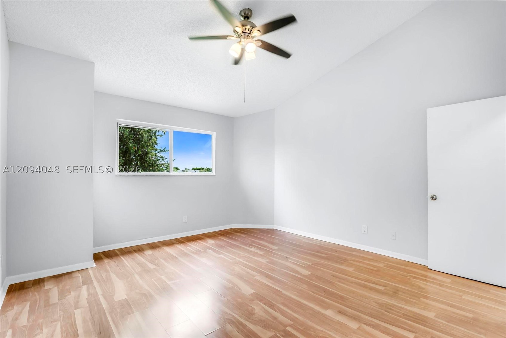 3433 NW 44th St #203, Oakland Park FL 33309